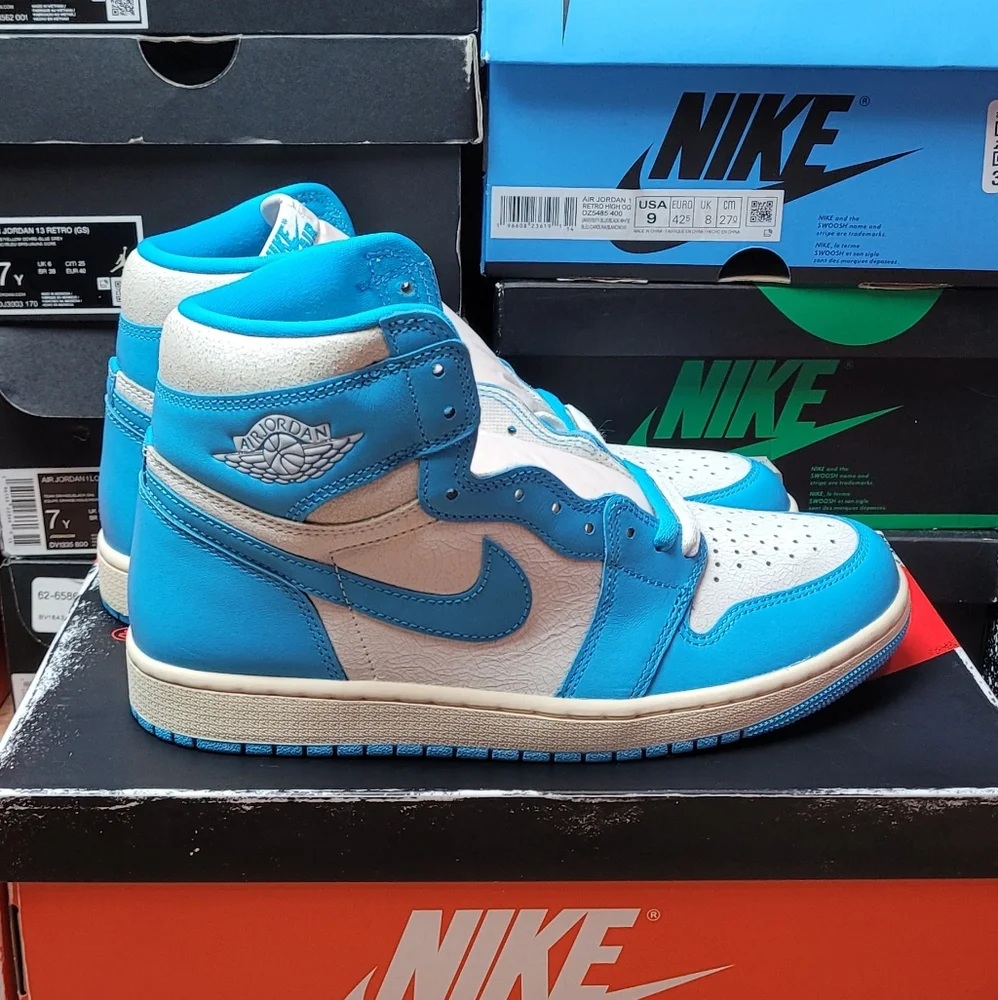 Air Nike Jordan Retro 1s Blue/white Size 9